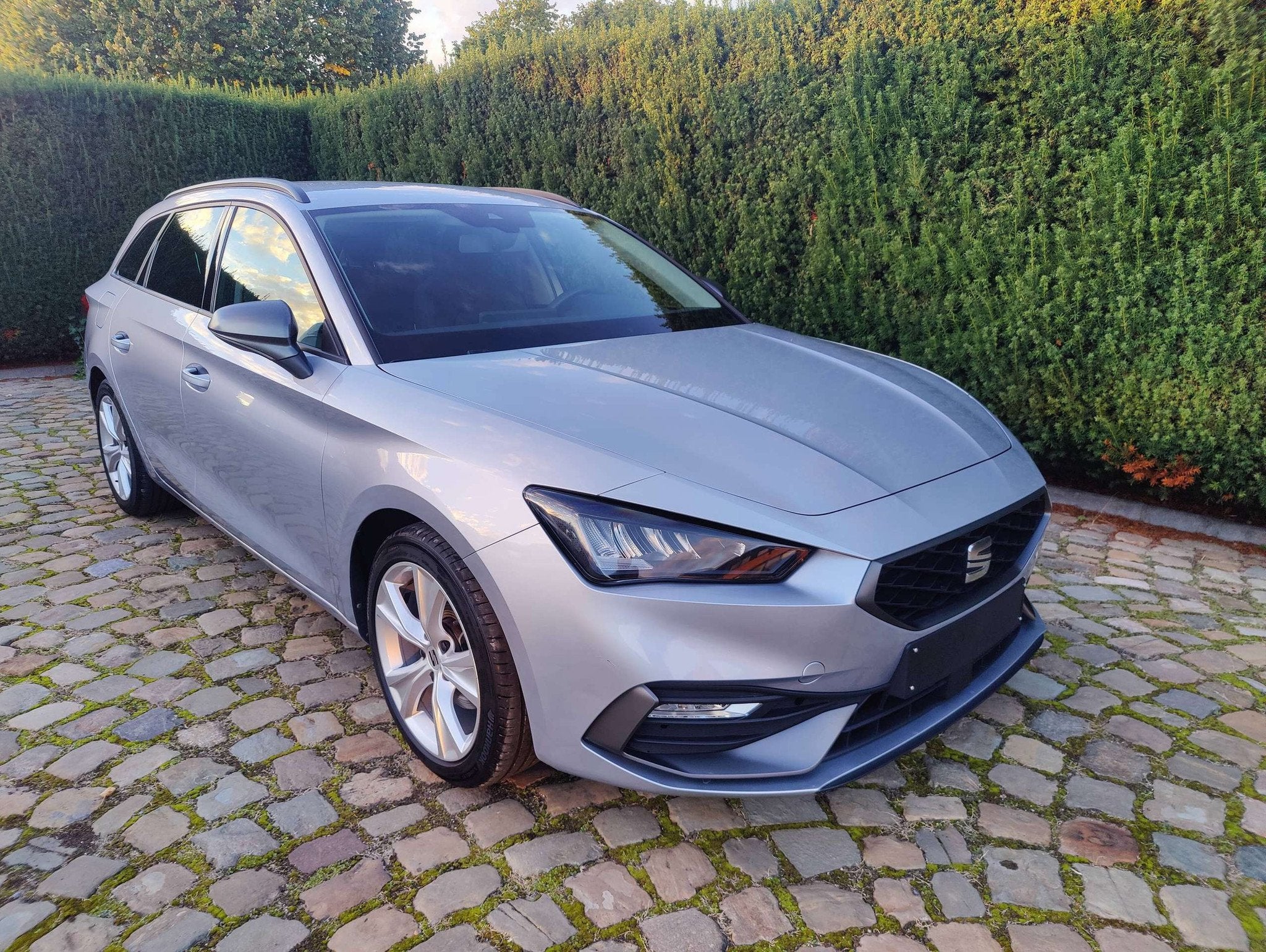 SEAT Leon Leon ST 1.5 TSI ACT FR DSG (EU6.2) (automatique), Autos, Argent ou Gris, Entreprise, Leon, Alcantara
