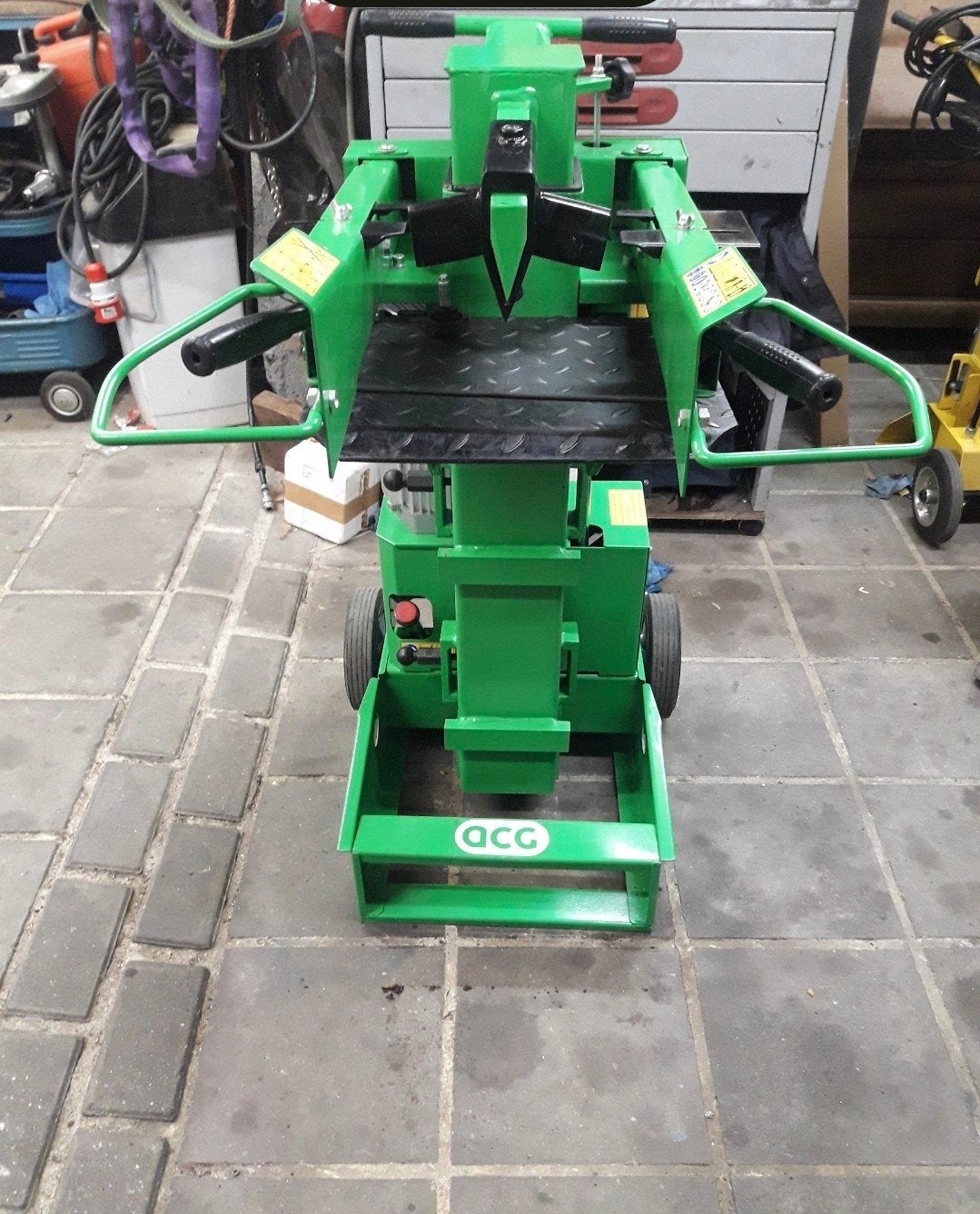 koutklief machine acg, Tuin en Terras, Kloofmachines, Ophalen of Verzenden, Zo goed als nieuw, Elektrisch, Staand