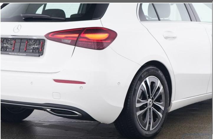 Mercedes-Benz A-klasse 220 4MATIC Hatchback Luxury Line | Tr, Automaat, Stof, Zwart, 4 cilinders