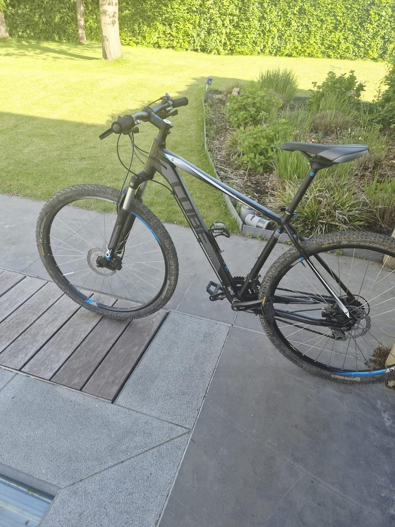 Vtt CUBE Taille L 29pouces, Vélos & Vélomoteurs, Enlèvement, Utilisé, Aluminium, 24 pouces ou plus