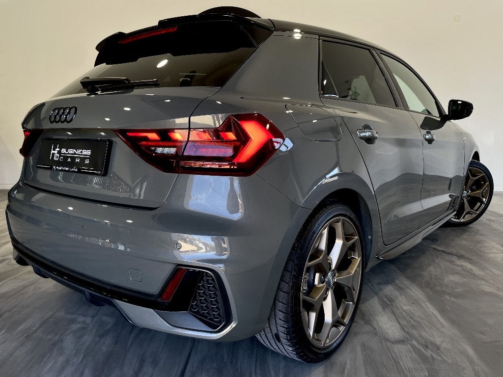 Audi A1 30TFSI/ SPORTBACK/ 3X S-LINE/ S-TRONIC/ SHADOW LOOK, Autos, Audi, 144 g/km, Argent ou Gris, Achat, A1