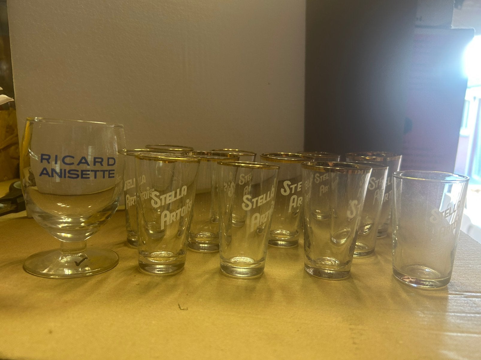 Lot  de 12 anciens mini verres Stella Artois 5 différents, Collections, Enlèvement ou Envoi, Utilisé