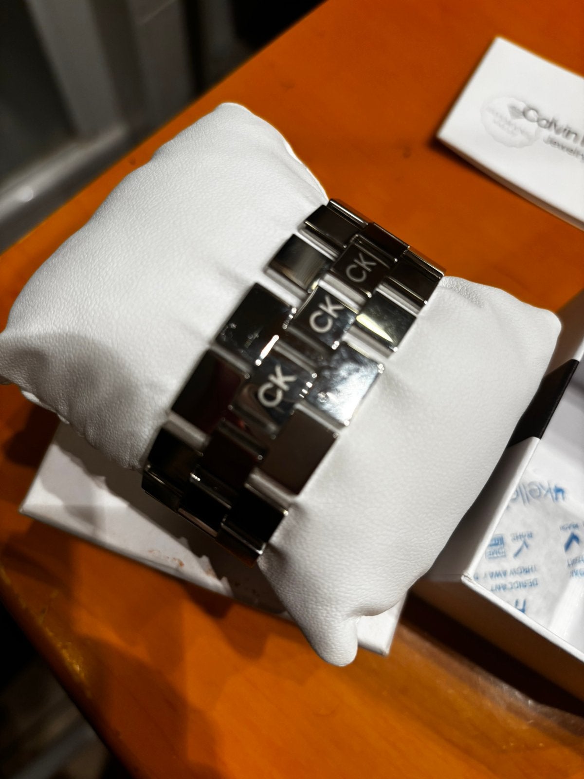 Calvin Klein CK armband – Nieuwstaat – Nooit gedragen, Ophalen of Verzenden, Zilver, Staal