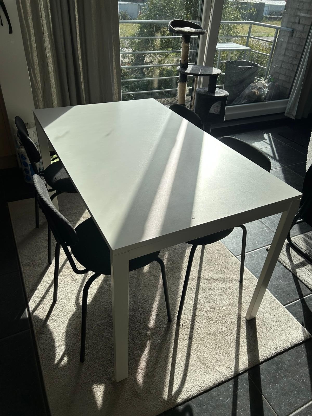 Witte eettafel voor 4 personen, Maison & Meubles, Quatre personnes, 50 à 100 cm, Comme neuf, 100 à 150 cm