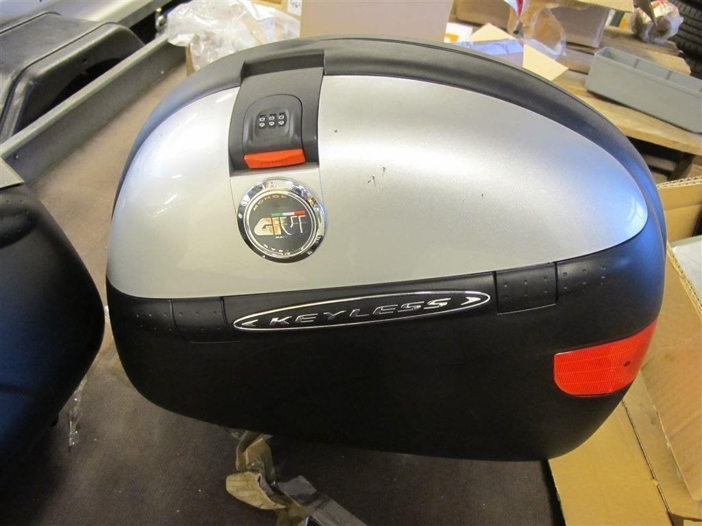 Honda 17B CB13000 givi zijkoffers met keyless koffers en top, Motoren, Ophalen of Verzenden, Gebruikt