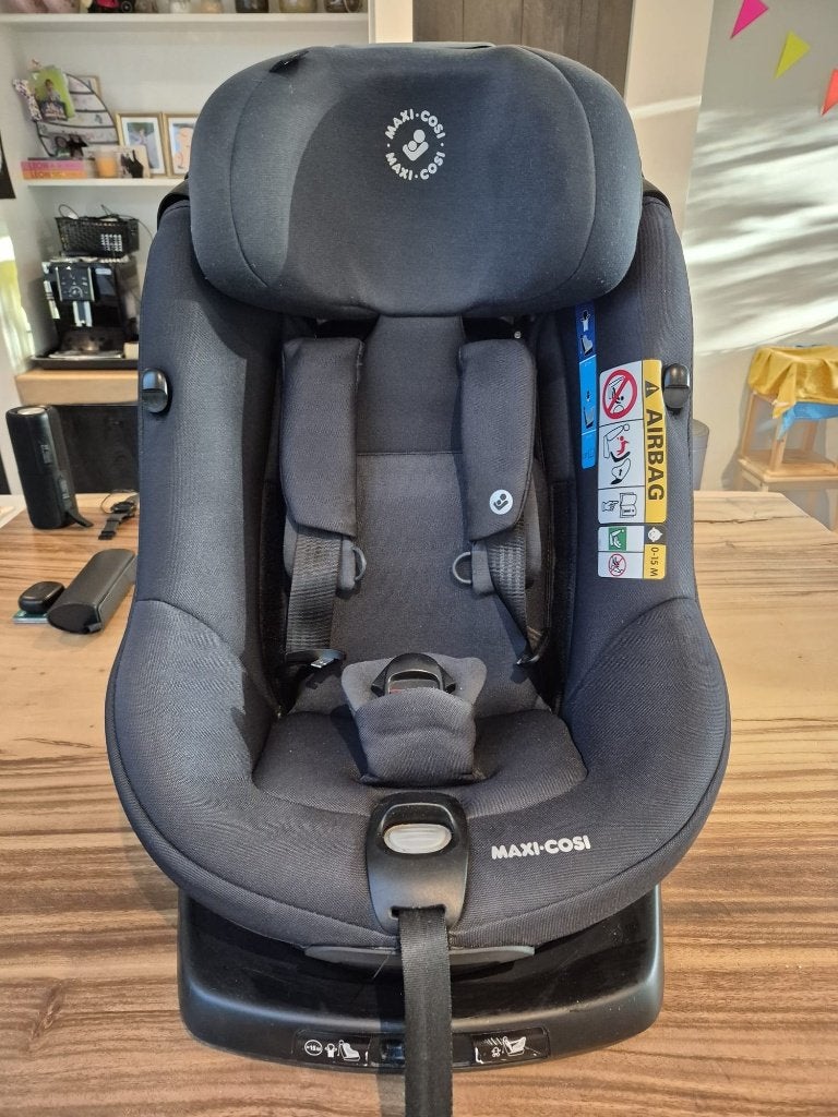 Maxi-Cosi AxissFix 360 autostoel – (incl. originele hoes), Ophalen, 0 t/m 18 kg, Verstelbare rugleuning, Zo goed als nieuw