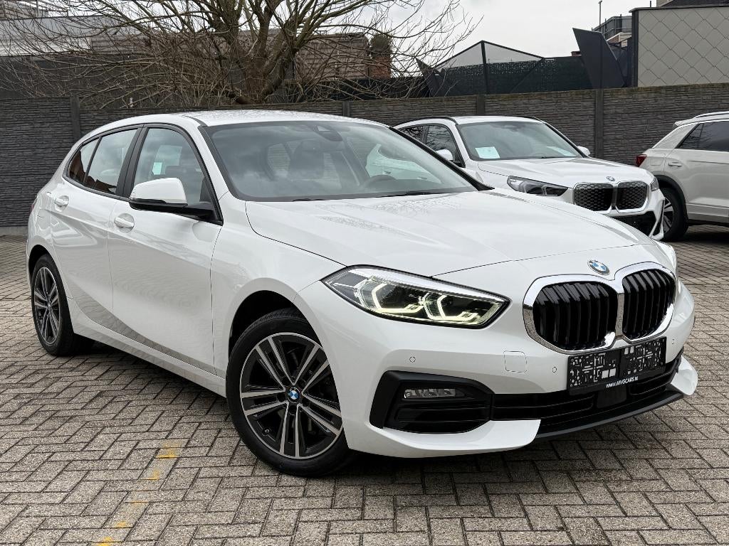 BMW 118 i Automaat "Navigatie/LED/Apple carplay", Auto's, BMW, 4 deurs, Wit, Bedrijf, 130 g/km