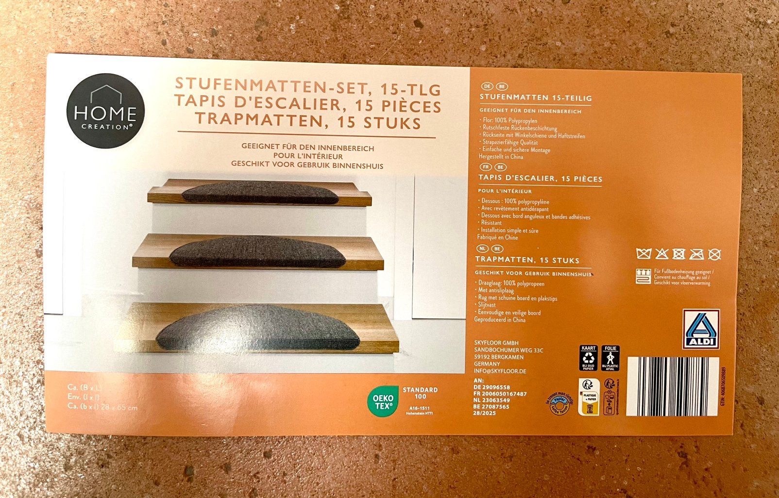 Nieuw traptapijt, Huis en Inrichting, Stoffering | Tapijten en Vloerkleden, Ophalen, Nieuw, Grijs, Tapis d'escalier