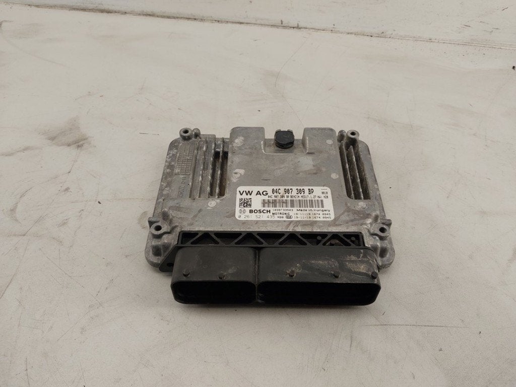 CALCULATEUR MOTEUR ECU Volkswagen Golf VII Variant (AUVV), Robert Bosch AG, Volkswagen, Utilisé, Robert-Bosch-Allee 1
74232  Abstatt, DE