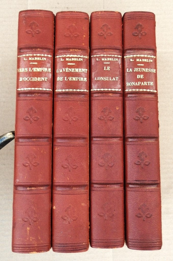 4 volumes de la série « Histoire du Consulat & de l'Empire », Enlèvement ou Envoi, 19e siècle, Utilisé, Europe