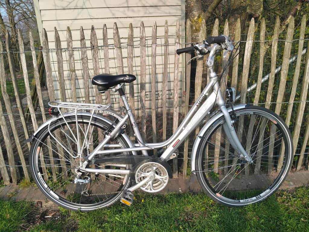 Damesfiets Norta maat 46 [NIEUWSTAAT], Fietsen en Brommers, Ophalen, Versnellingen
