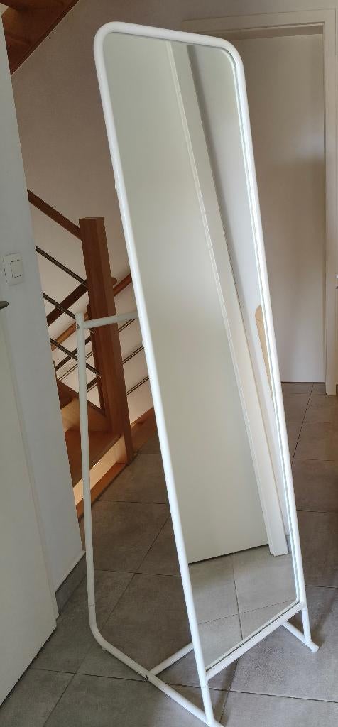 Ikea Knapper staande spiegel, Ophalen, Zo goed als nieuw