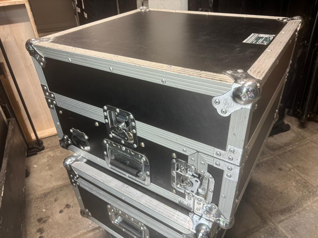 Flight case + dubbele cd speler, Ophalen, Zo goed als nieuw, Flightcase