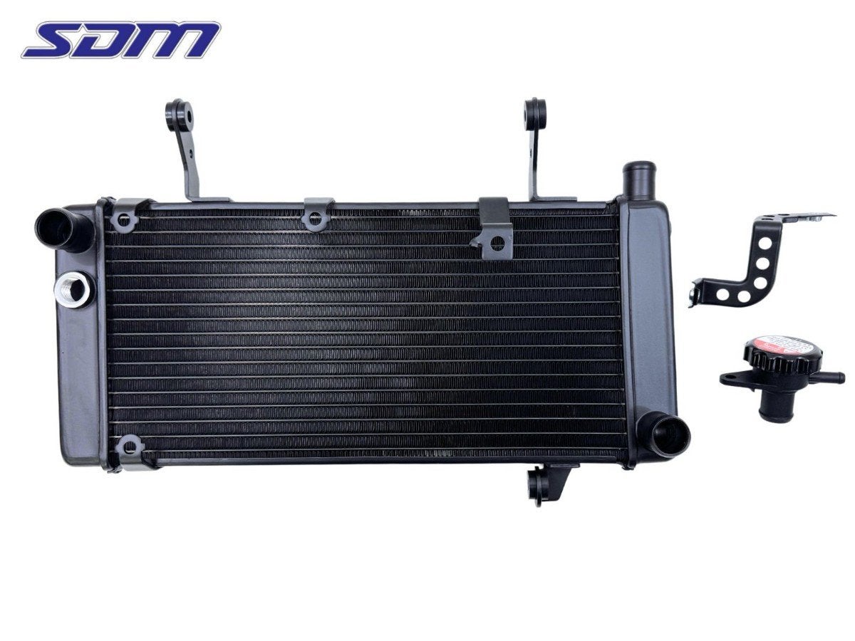 RADIATEUR EAU Suzuki (17710-16G10), Dhr. S. di Majo, Neuf, Info@cama-motorparts.nl, P.J. Troelstraweg 8 8
3144 CX  MAASSLUIS, NL
