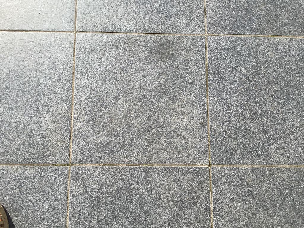 Wij zoeken Tegels REFIN GRIS BOUCH, Ophalen
