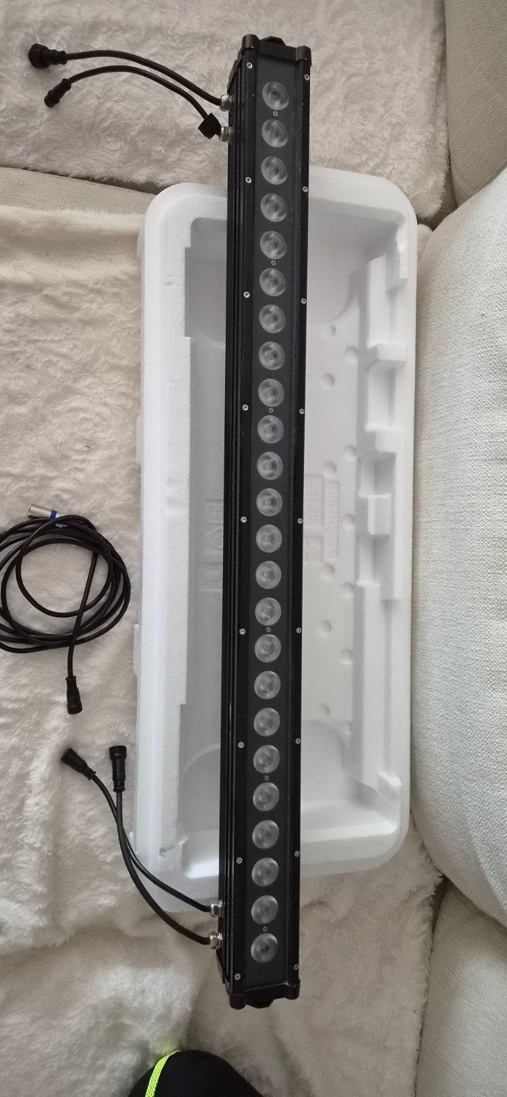 Showtec 24/3 led bar, Ophalen