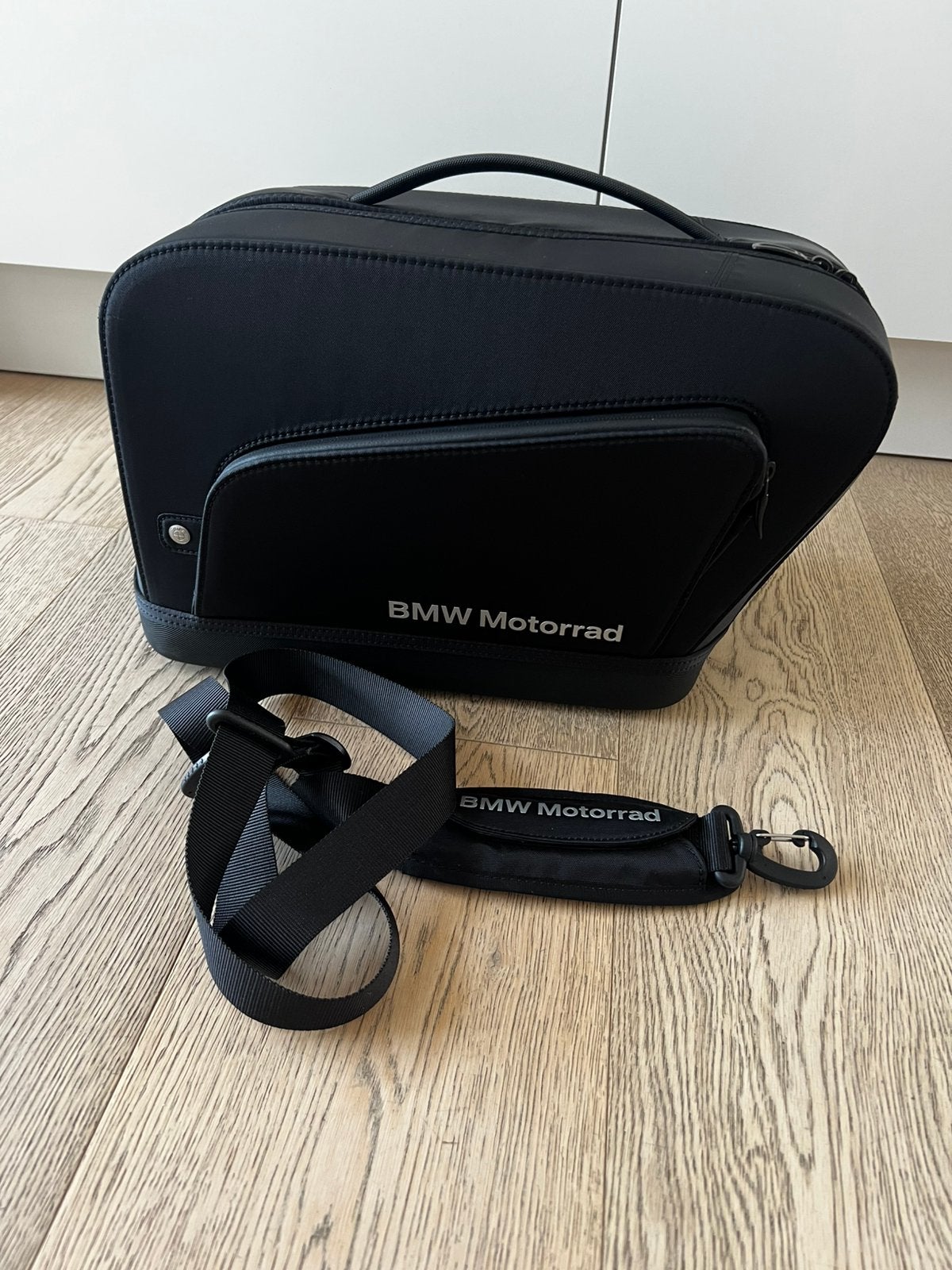 BMW binnentas toerkoffer rechts, Motoren, Accessoires | Koffers en Tassen, Ophalen, Zo goed als nieuw