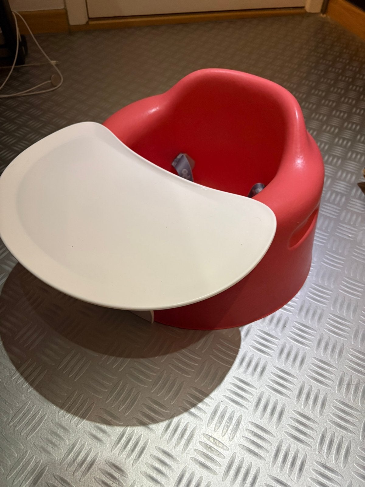 Bumbo babyzit, Kinderen en Baby's, Ophalen, Zo goed als nieuw, Overige typen, Afneembaar eetblad