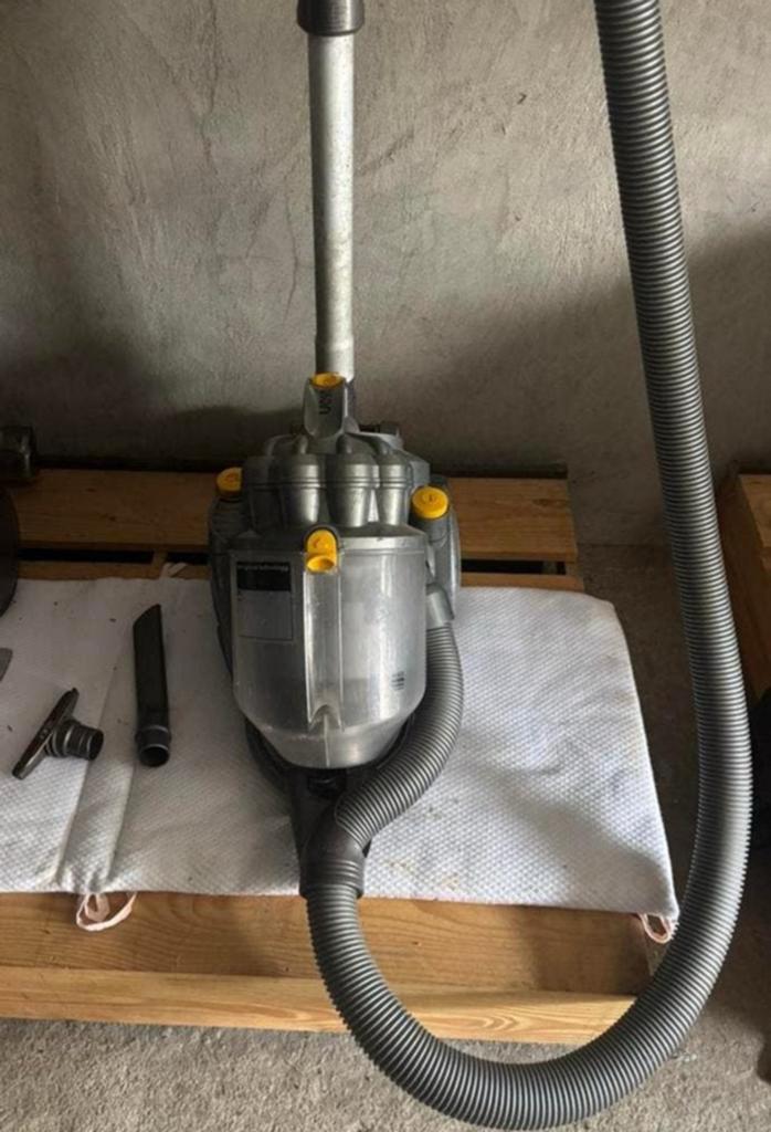 Dyson stofzuiger, Elektronische apparatuur, Ophalen, Zo goed als nieuw, Dyson
