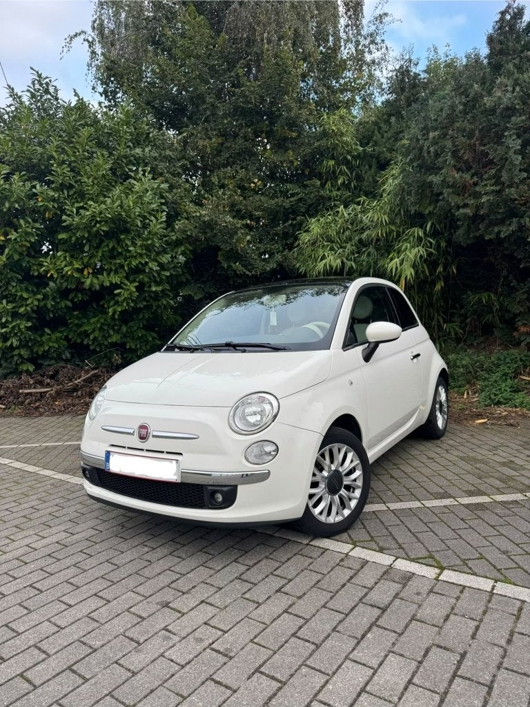 Fiat 500 1.2 / Panoramisch dak / BENZINE / AIRCO / EURO 6B, Auto's, 4 zetels, 4 cilinders, Leder en Stof, Wit