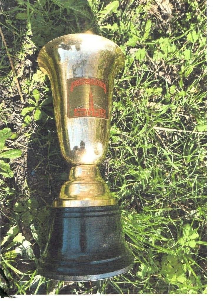 ANCIENNES COUPES À TROPHÉES DE CONCORDIA, Collections, Enlèvement ou Envoi, Comme neuf, Autres types