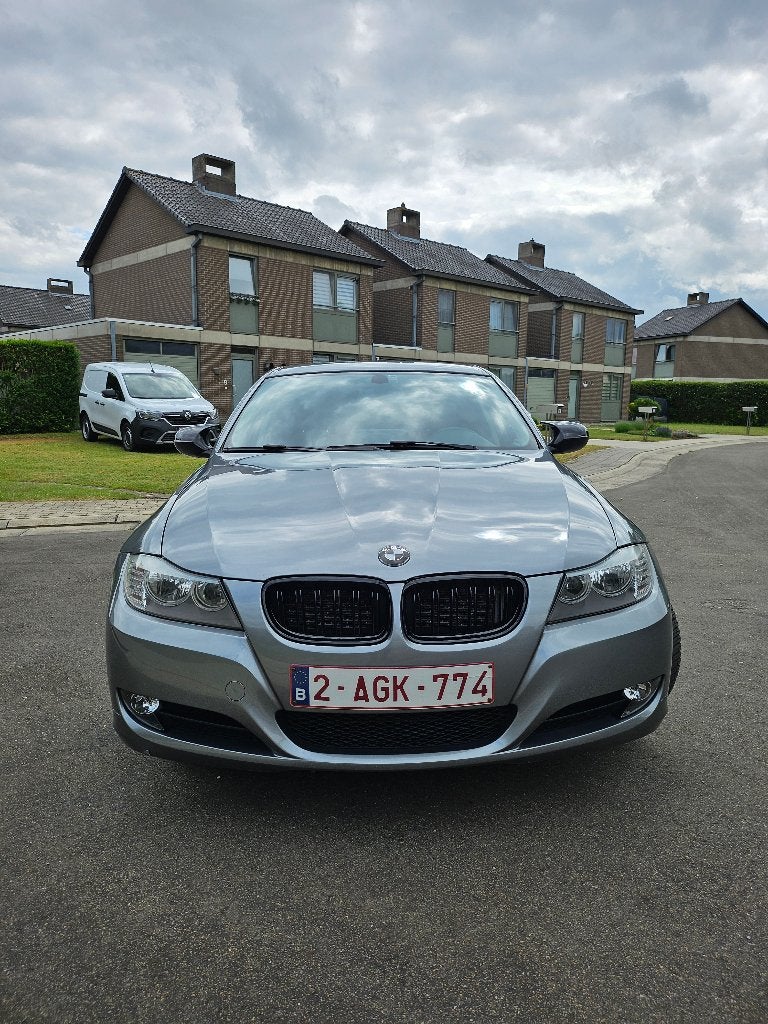 BMW 318i (série 3) 2010 Essence, Autos, 100 kW, Achat, 4 portes, Entreprise