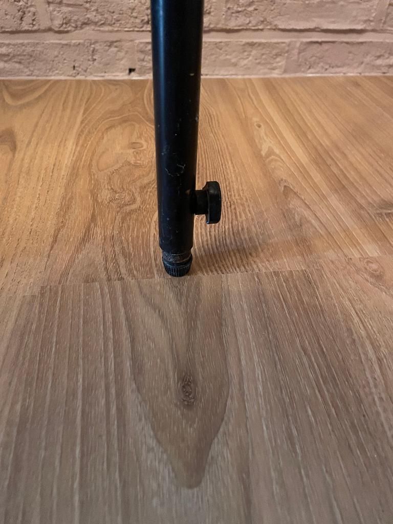 support de microphone de table pour instrument de musique, Musique & Instruments, Pieds, Comme neuf, Pied pour instrument, Clavier ou Synthétiseur