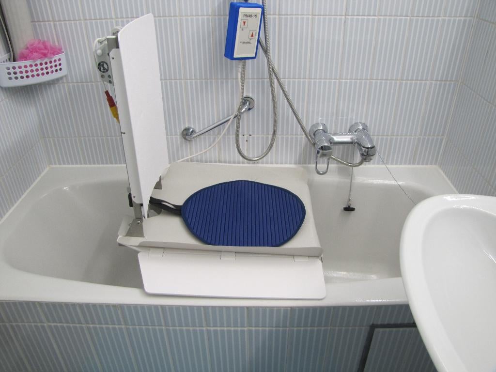 Lift - Petermann PM48-18 Personenlift/badlift, Ophalen, Zo goed als nieuw