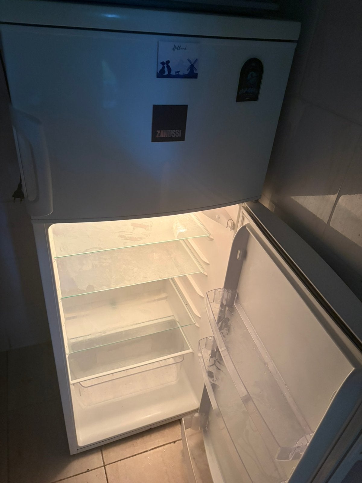 Zanussi fridge, Enlèvement, Comme neuf