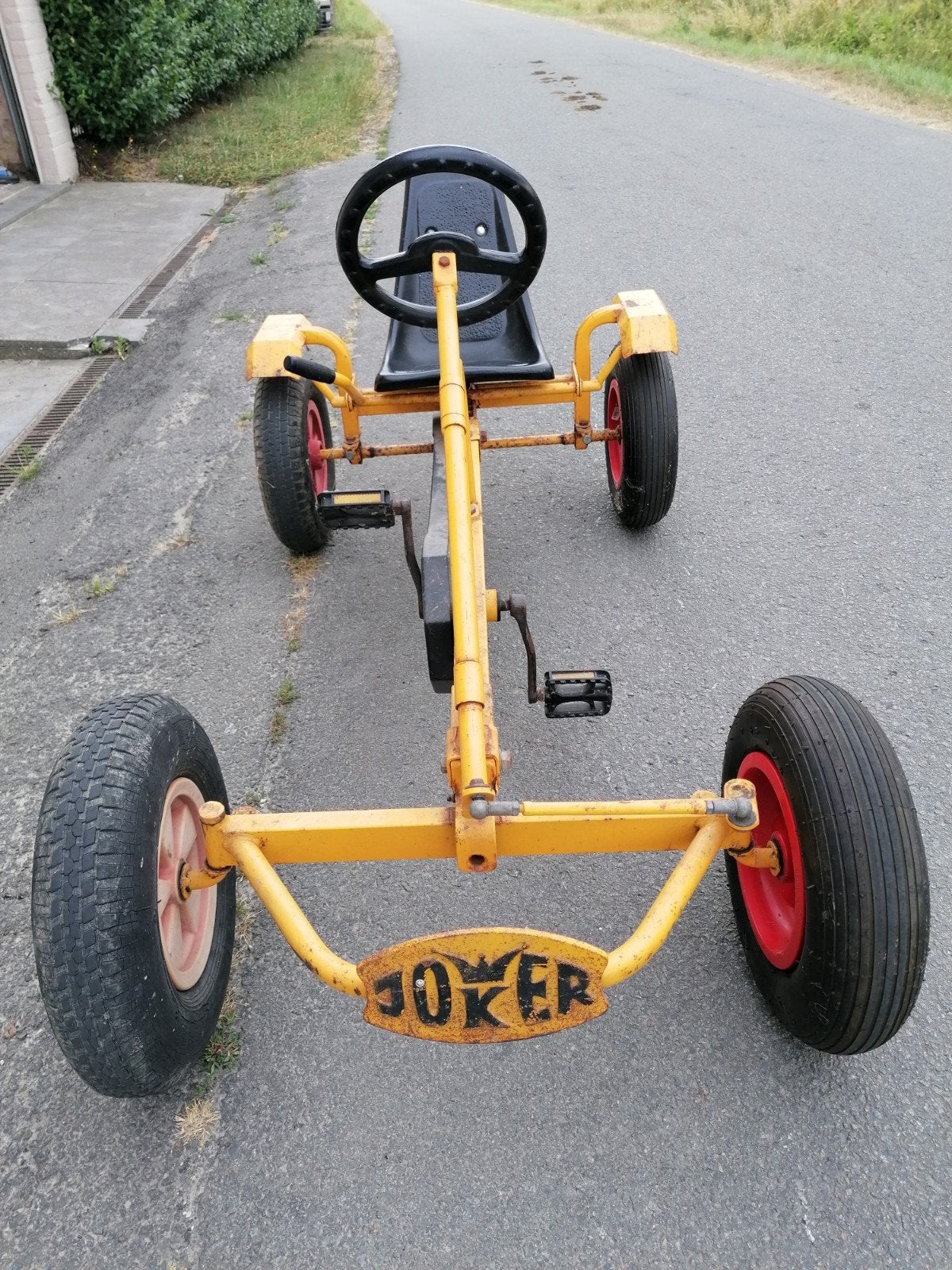 Stevige gocart, Ophalen