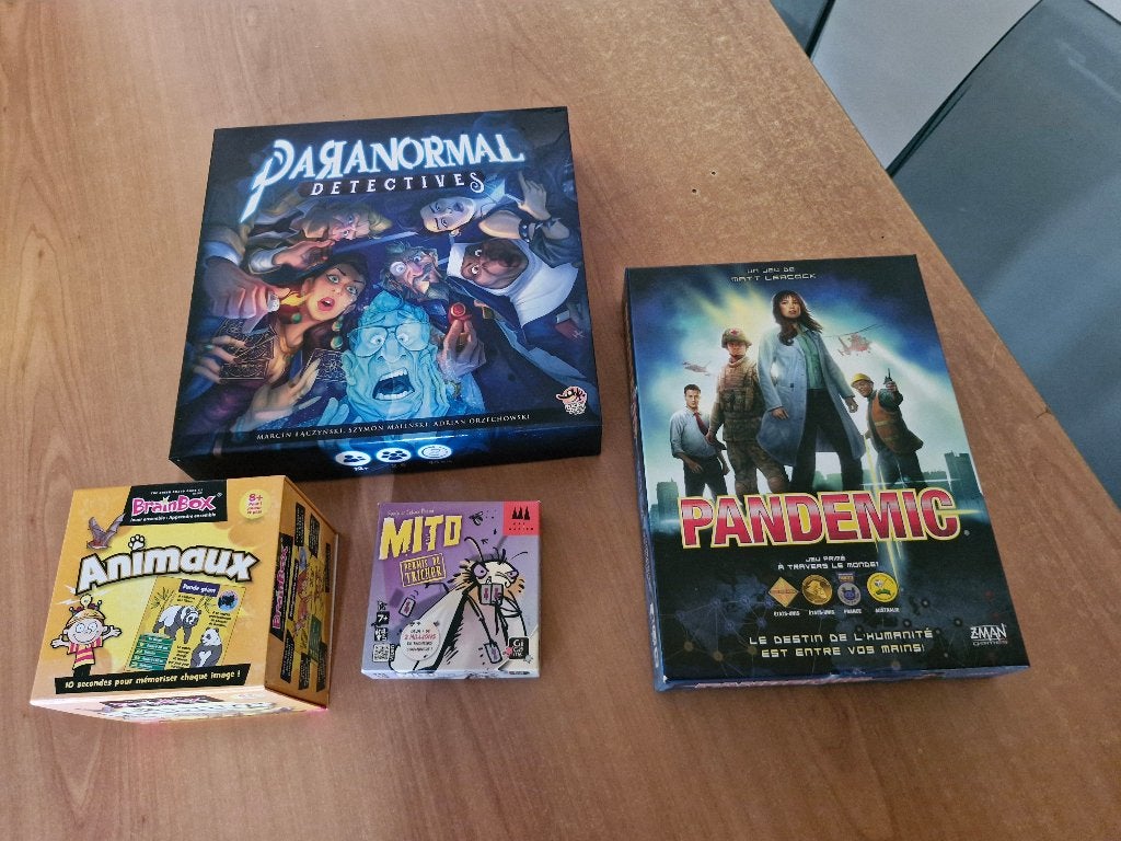 lot de 4 jeux de société, Hobby & Loisirs créatifs, Enlèvement, Comme neuf
