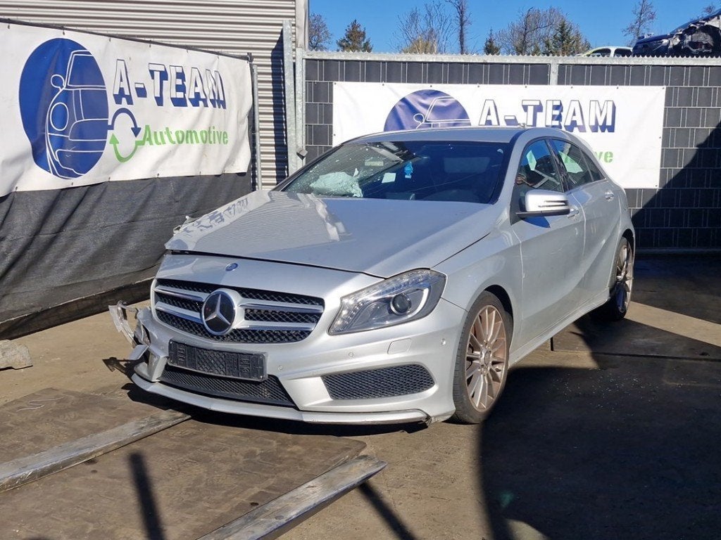 BERCEAU MOTEUR Mercedes-Benz A (W176) (01-2012/05-2018), Mercedes-Benz, Utilisé, Dialog.mb@mercedes-benz.com, Mercedes-Benz AG