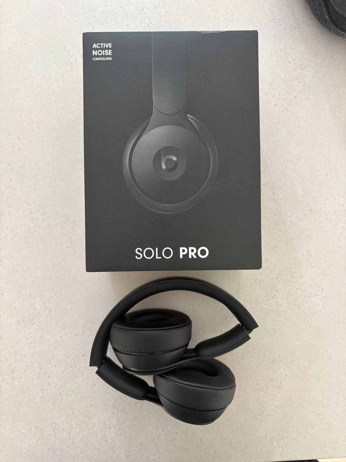 Beats solo pro, Beats, Enlèvement, Noir, Comme neuf