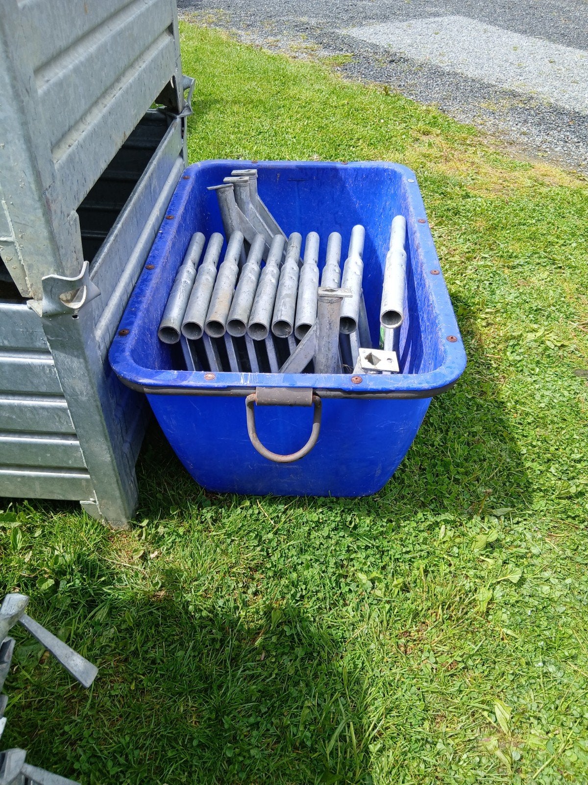 Tinne à mortier de 200 litres., Doe-het-zelf en Bouw, Betonmolens, Ophalen