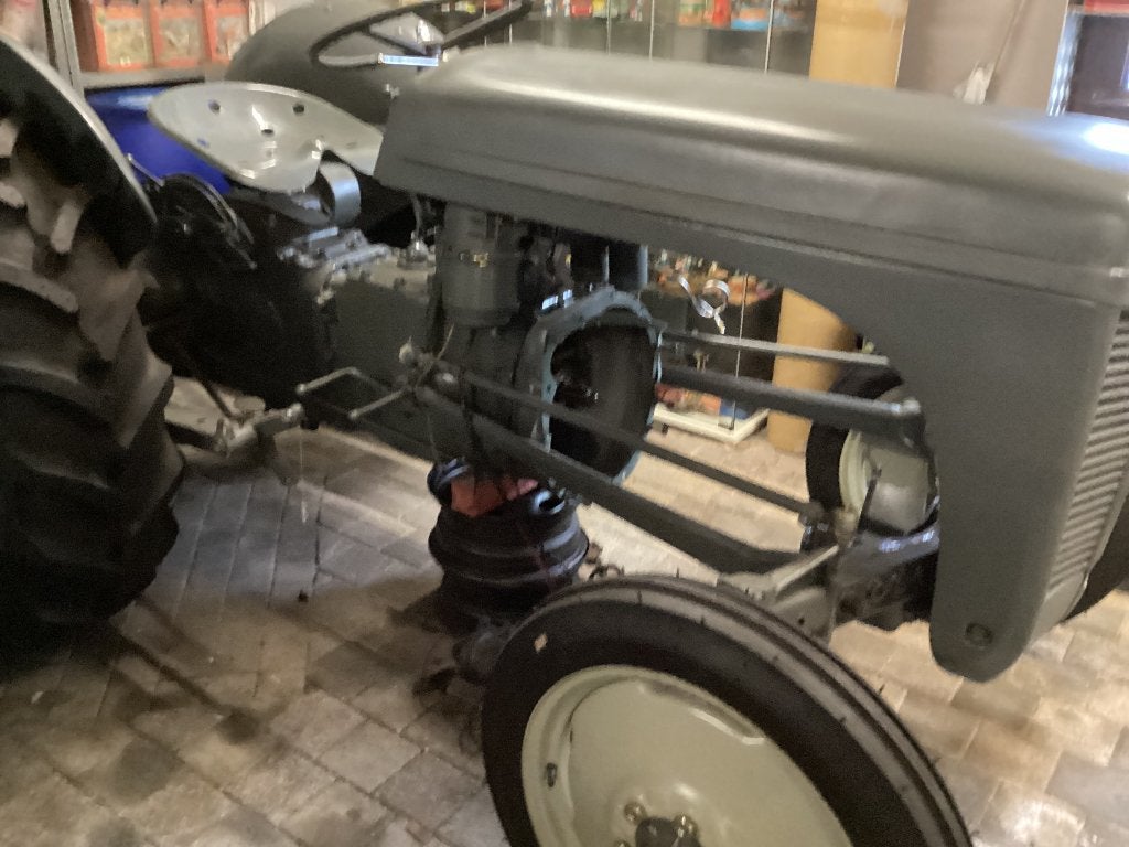 Tractor tef 20, Ophalen, Oldtimer, Massey Ferguson