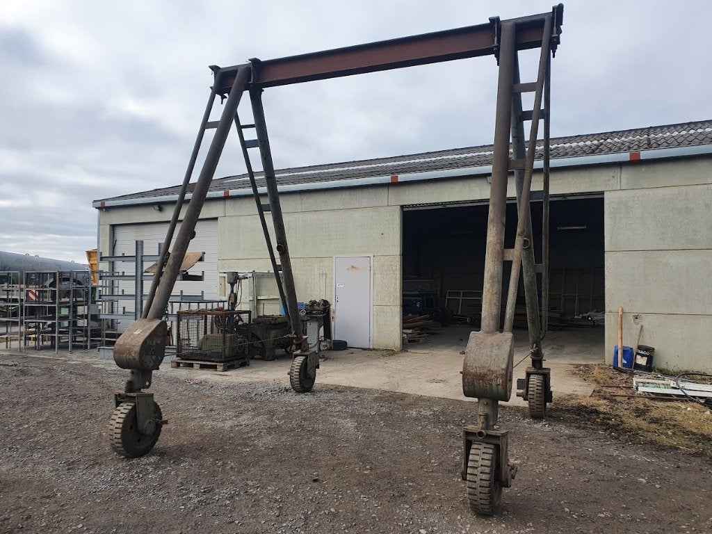 Outillage divers d'atelier, Enlèvement
