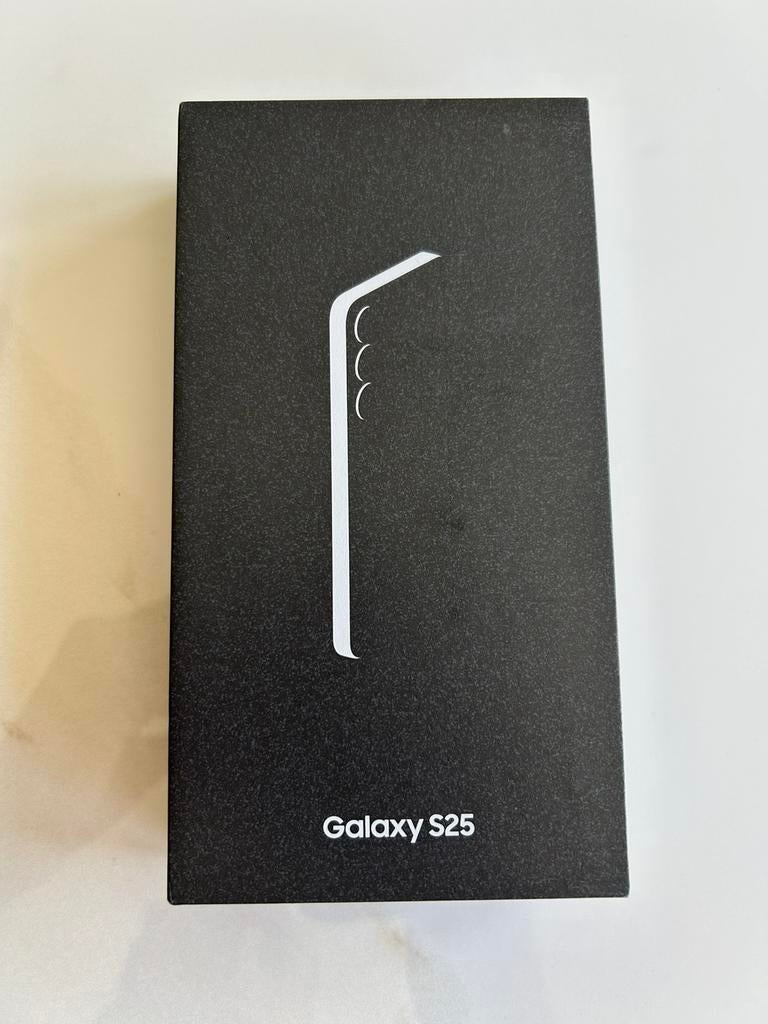 Samsung Galaxy S25 256 Go, or rose - Achat double, Autres modèles, 10 mégapixels ou plus, Rose, Comme neuf