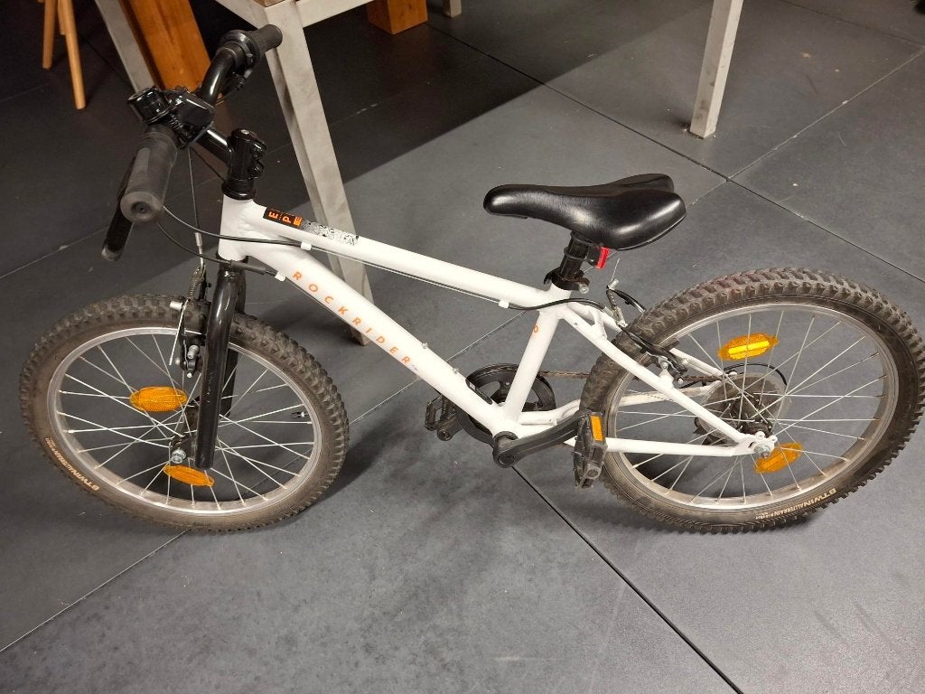 Kinderfiets MTB maat 20, Fietsen en Brommers, Ophalen, Gebruikt, Velgrem, Rockrider (Decathlon)