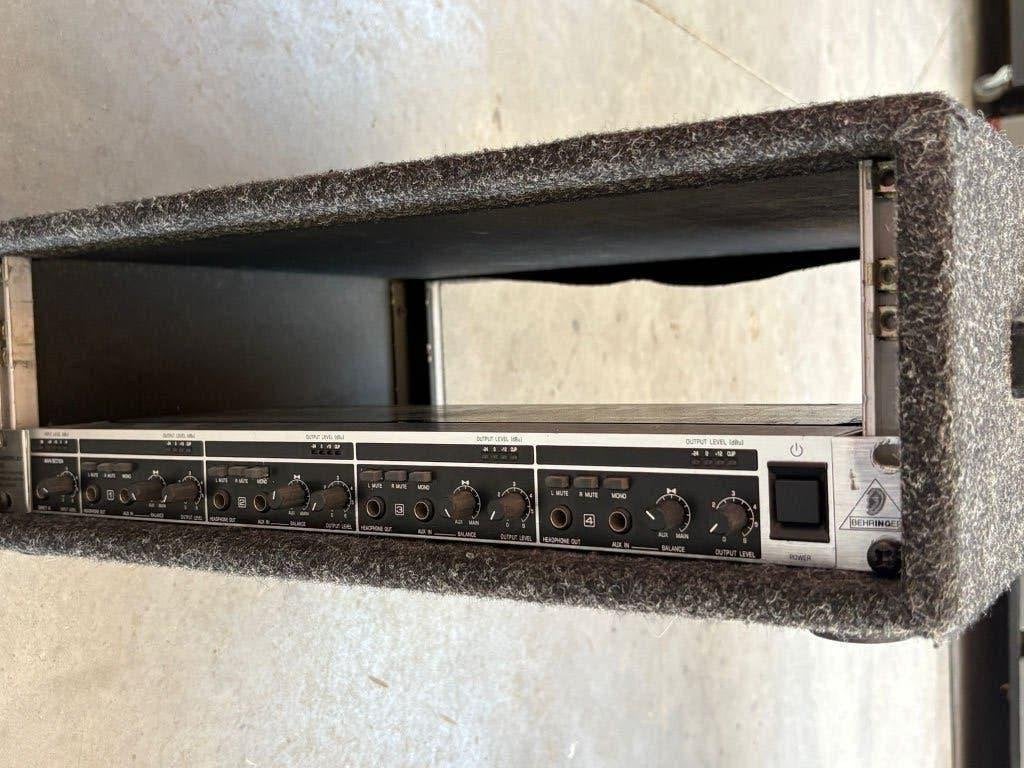 Amplificateur Behringer Powerplay HA8000 en rack, Muziek en Instrumenten, Ophalen, Gebruikt, Overige typen