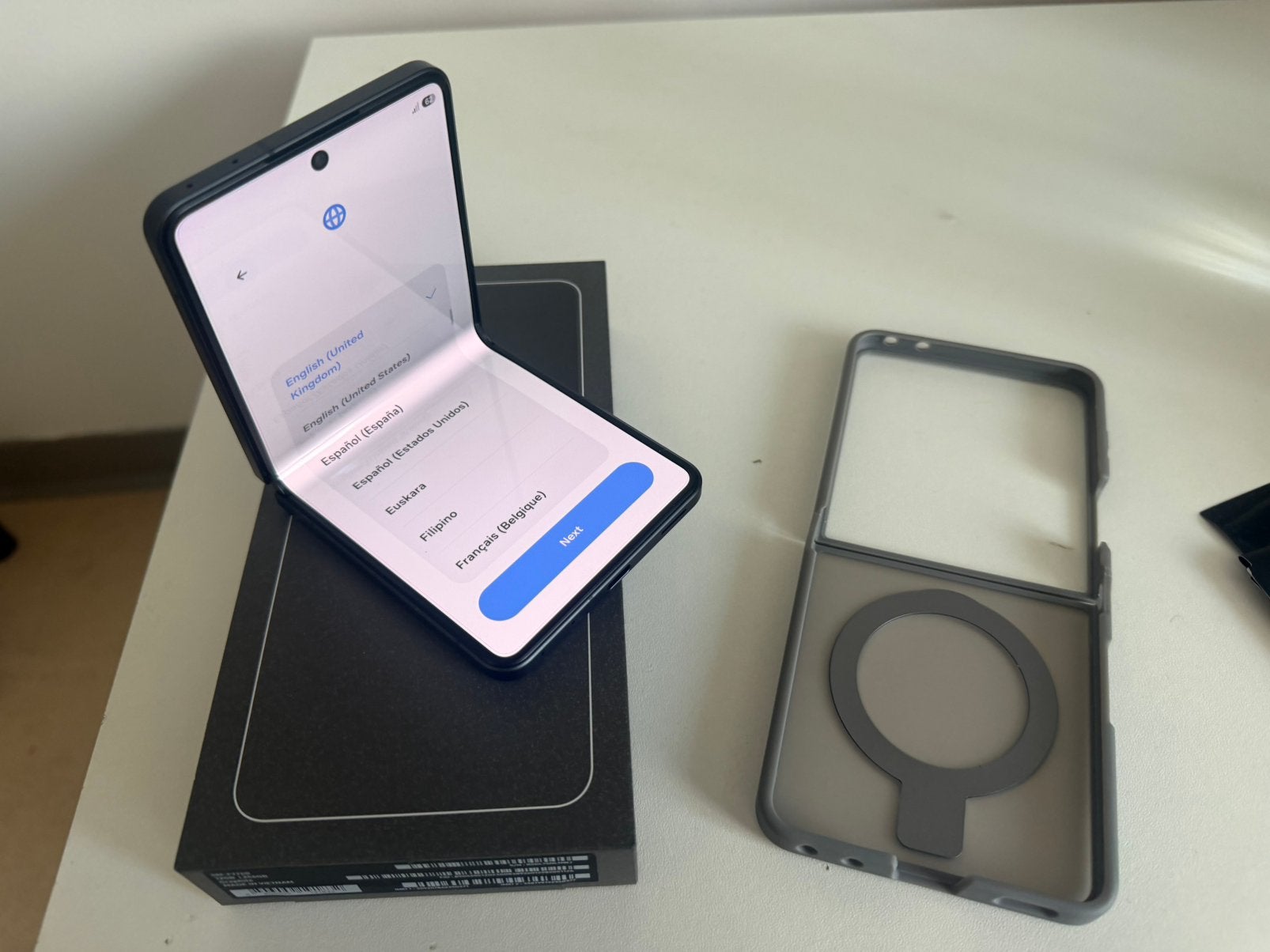 Samsung Z flip 8 256GB 5G week oud met bon inruilen mogelijk, Telecommunicatie, Ophalen, Zo goed als nieuw