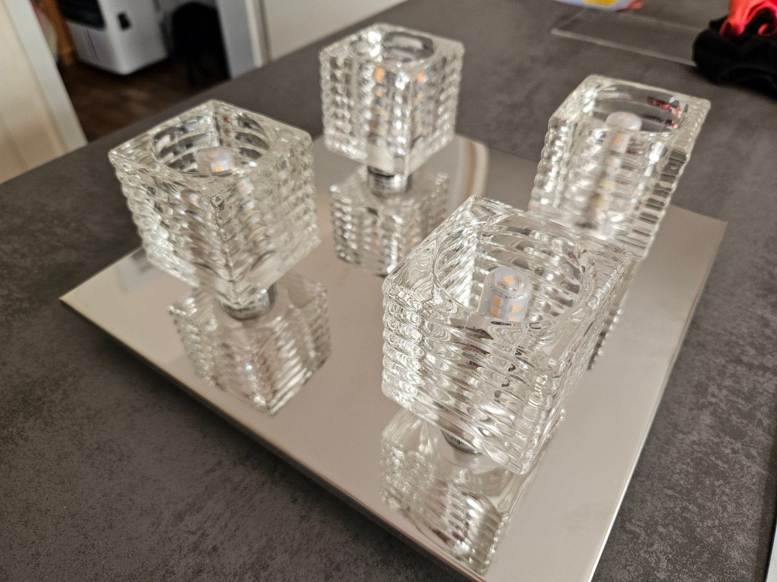 Plafonnier Eglo 4 leds, Maison & Meubles, Lampes | Plafonniers, LED, Comme neuf, Enlèvement, Eglo