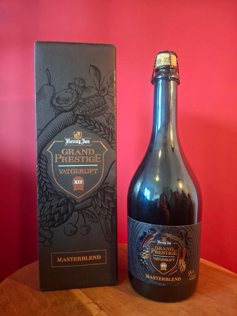 Hertog Jan Grand Prestige Vatgerijpt Masterblend, Verzamelen, Biermerken, Ophalen, Hertog Jan