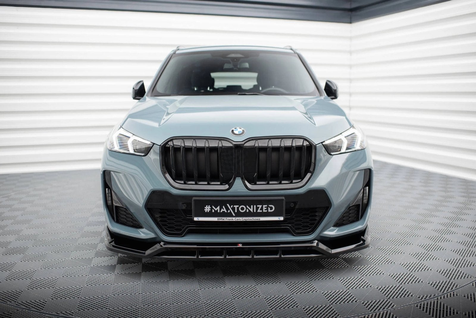 Maxton front lip bmw x1m-pack u11, Ophalen