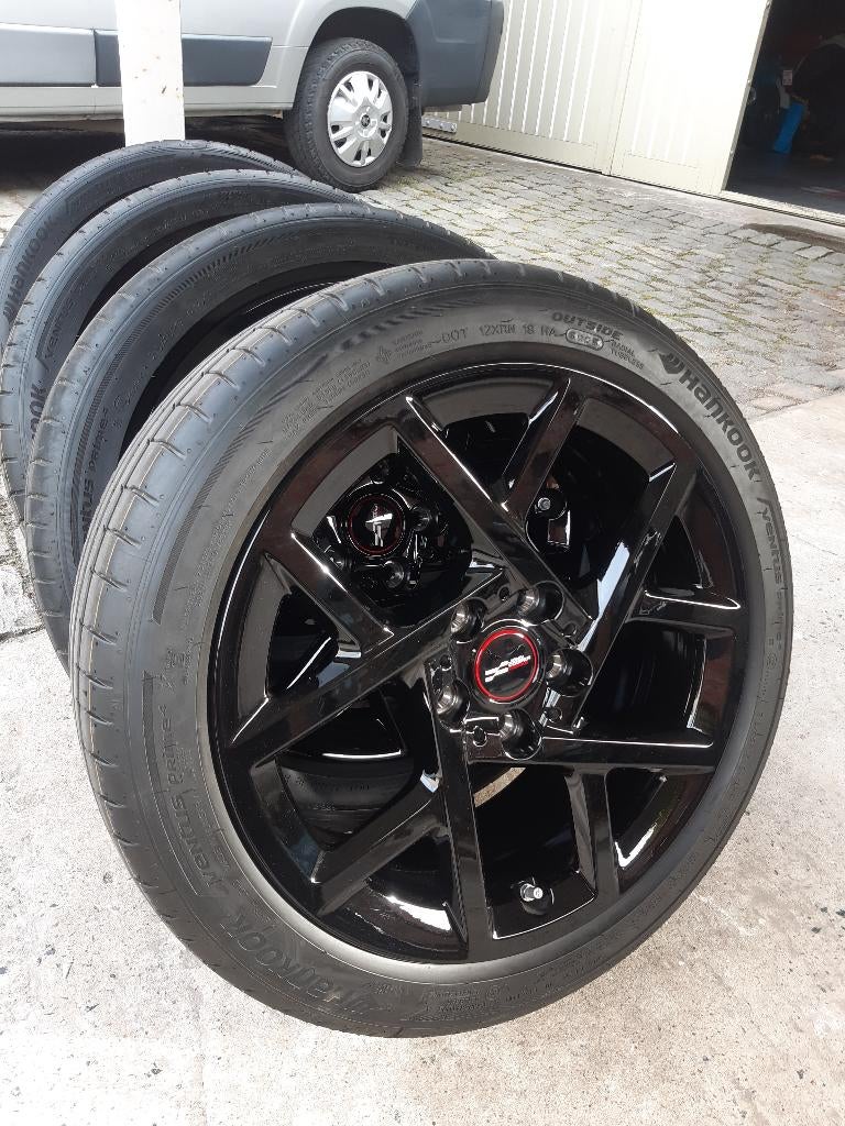 Nieuwe originele MINI JCW Wielenset met banden, Ophalen, 215 mm, Nieuw, 17 inch