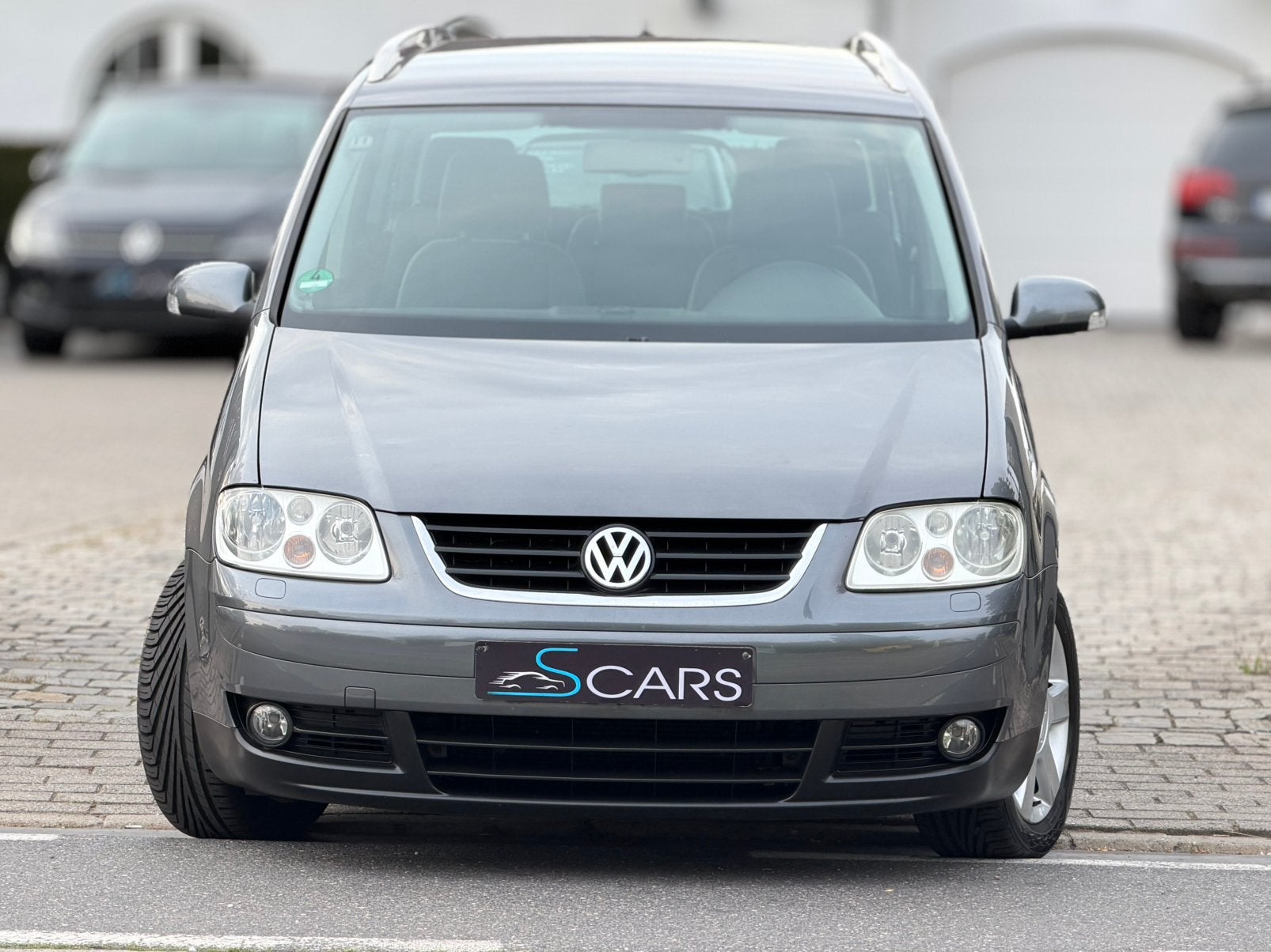 Vw Touran 1.6i ** 054.000 km ** 7 plaatsen ** Airco **, Autos, Volkswagen, Entreprise, 7 places, Boîte manuelle, 5 portes