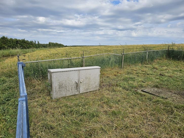 Volledig omheind nutsterrein 96m² Halle-Booienhoven