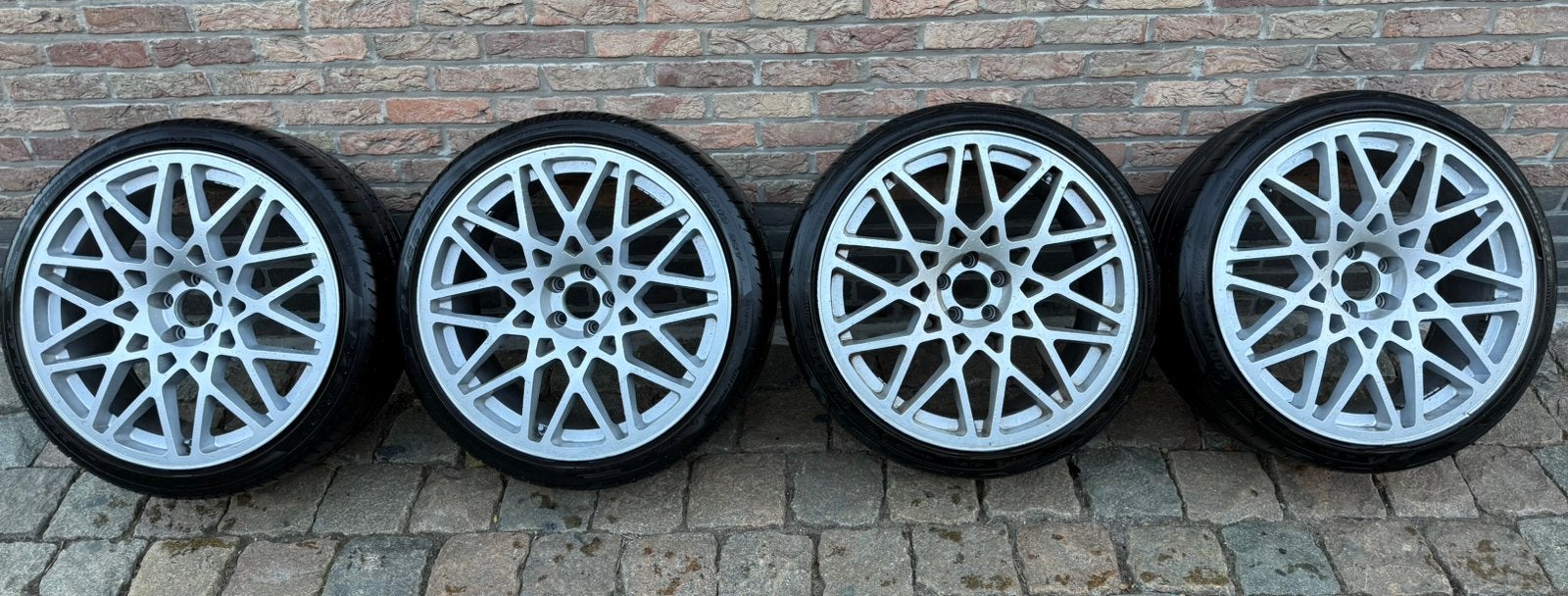 Rotiform’s velgen met 2 goodyear banden en 2 pirelli banden, Gebruikt, Banden en Velgen, Ophalen, 19 inch