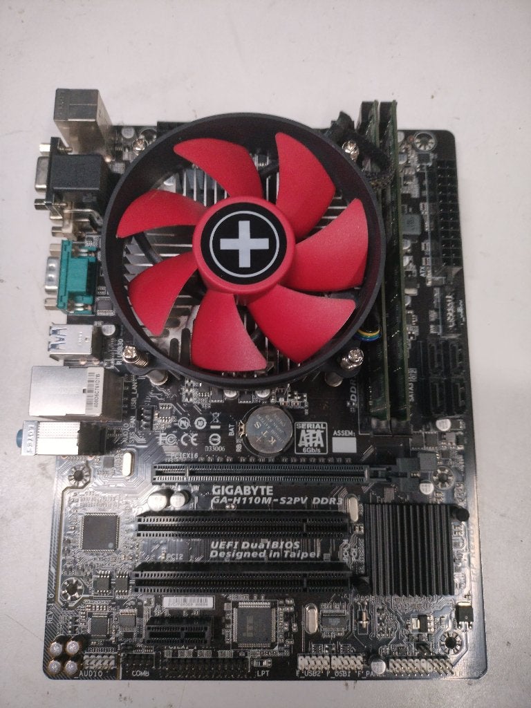 i3 6100T + Gigabyte H110 + 4GB DDR3, Gebruikt, LGA 1151, DDR3, Ophalen of Verzenden