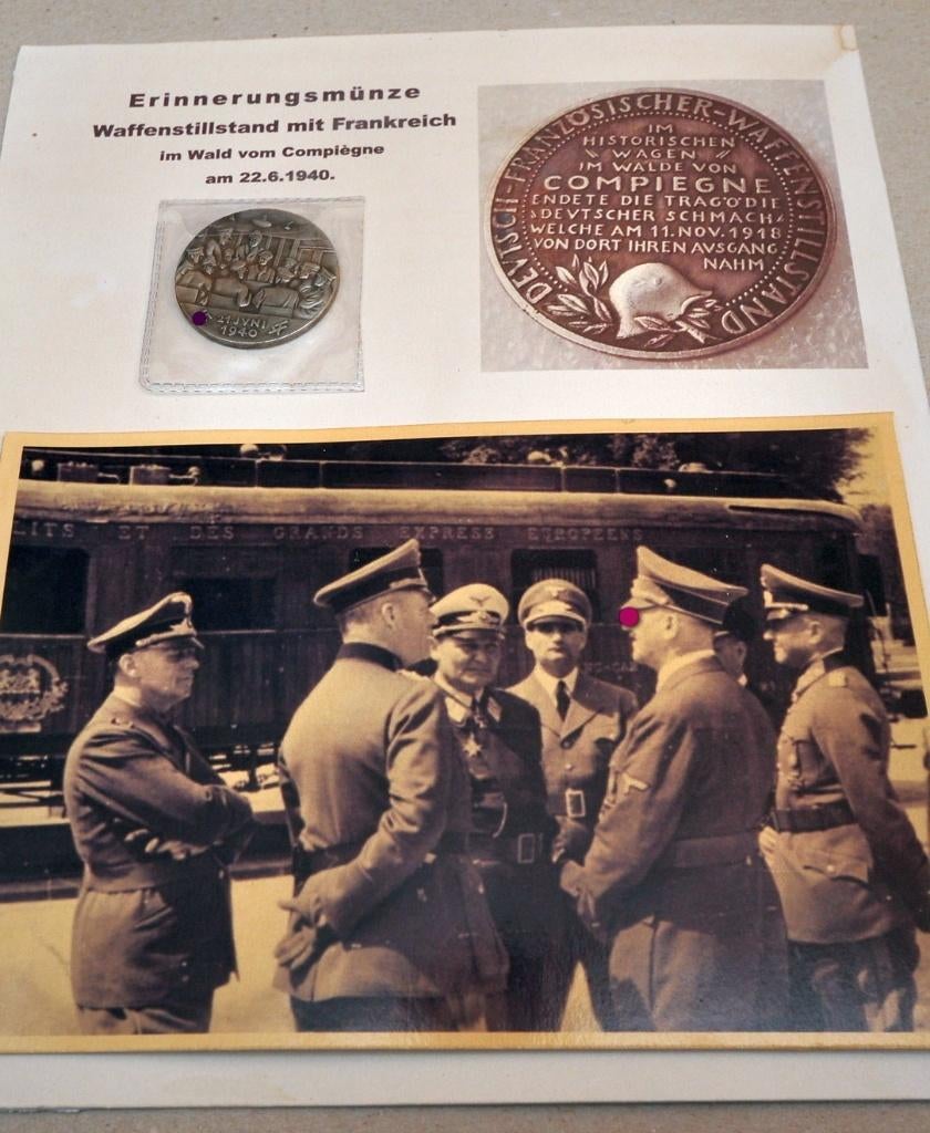 Médaille du cessez-le-feu de 1940 + photos + carte postale, Timbres & Monnaies, Envoi, Autres matériaux