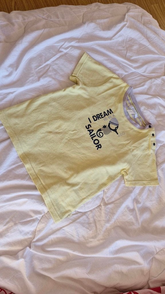 T shirt t94, Kinderen en Baby's, Kinderkleding | Maat 92, Ophalen, Overige typen, Jongen of Meisje, Nieuw
